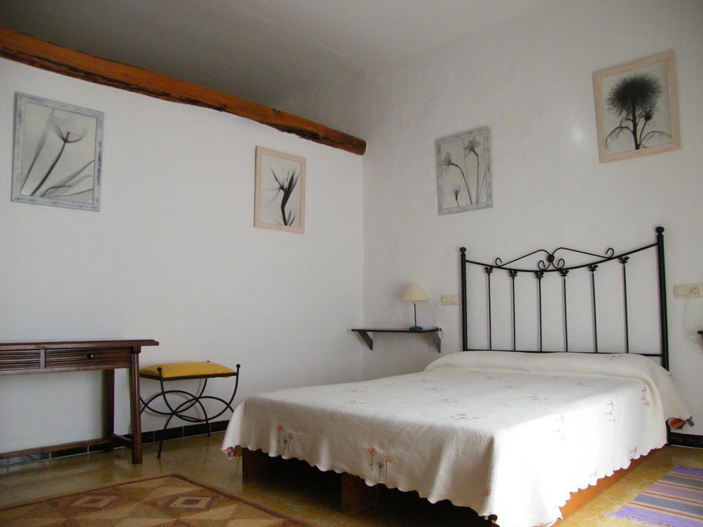 Can Selleretas Bed and Breakfast Vilamacolum Kamer foto