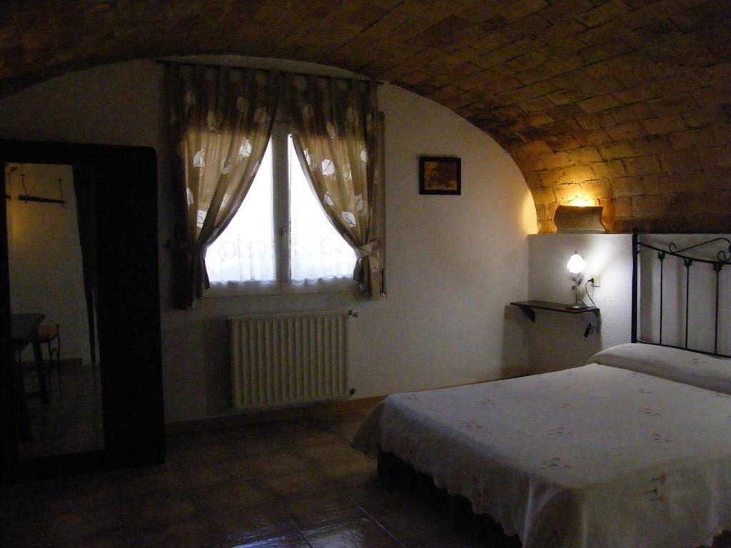 Can Selleretas Bed and Breakfast Vilamacolum Kamer foto