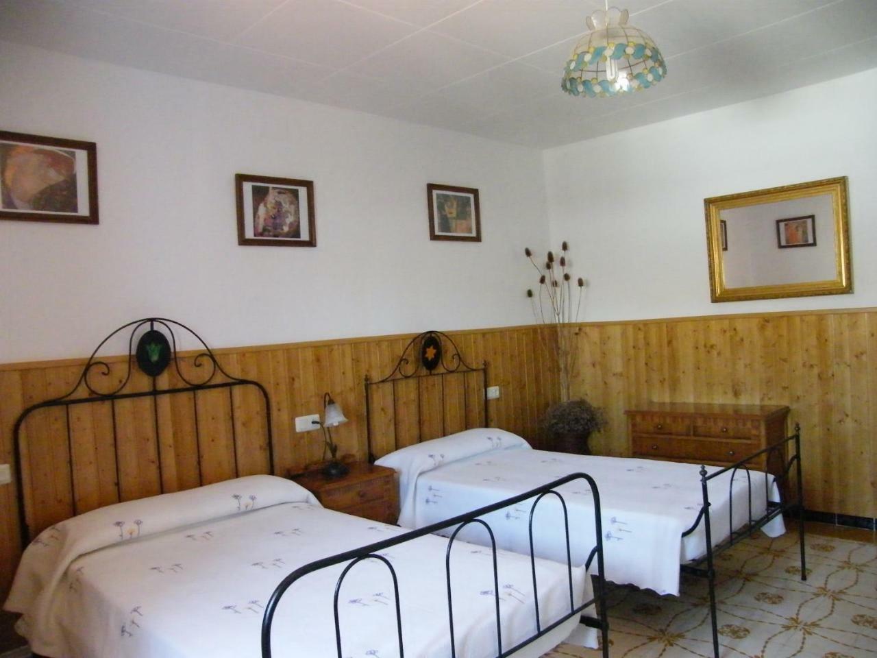 Can Selleretas Bed and Breakfast Vilamacolum Buitenkant foto